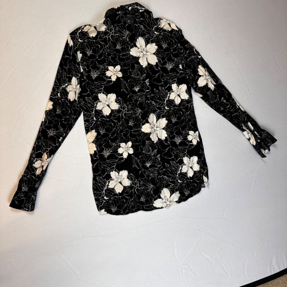 Button down shirt - Picture 4 of 4
